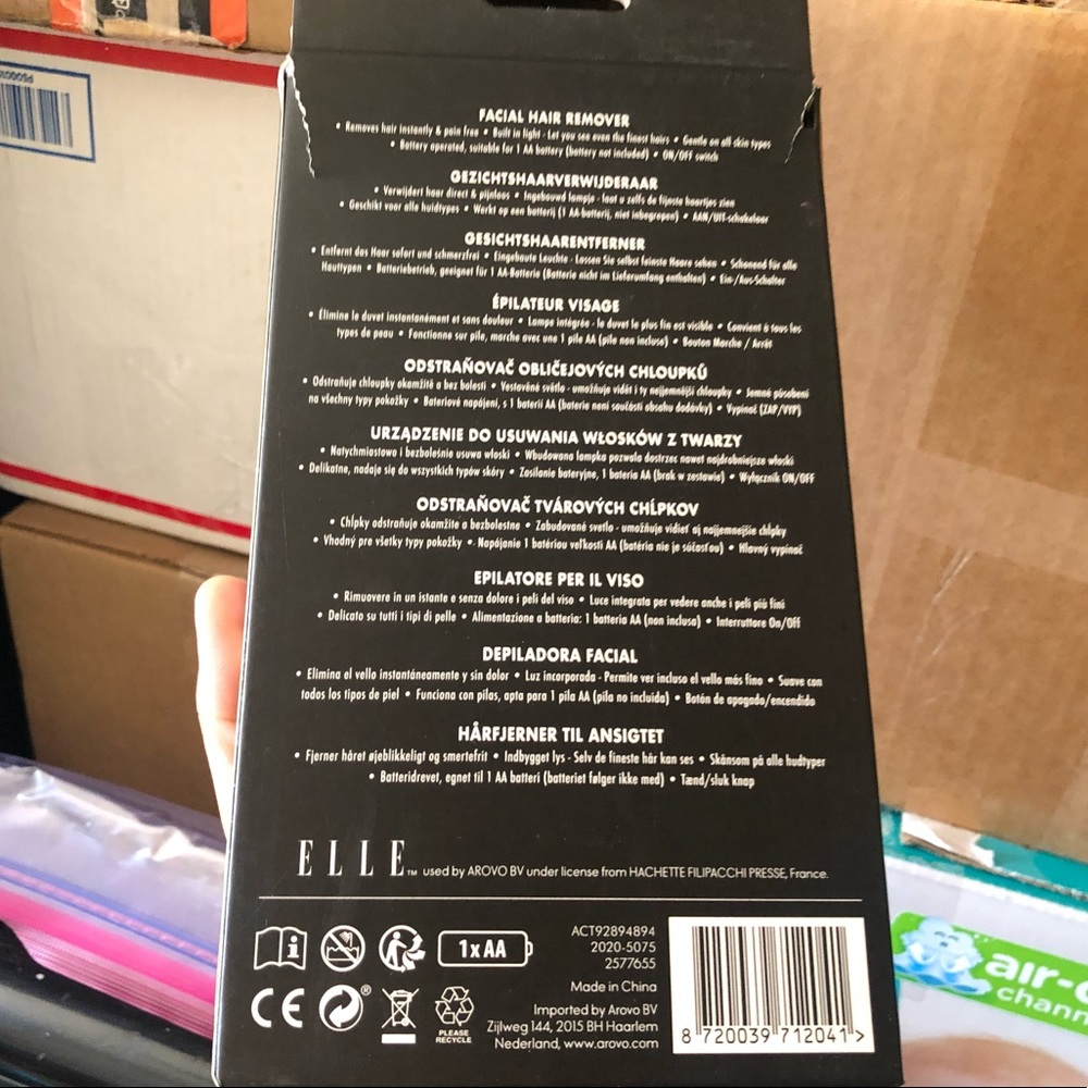 New in Box NWT Elle Painless Facial Hair Remover - Picture 8 of 13